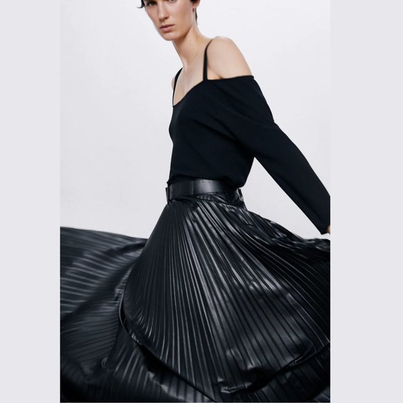 LAST ONE!!! ZARA Faux Leather Pleated Midi Skirt - Picture 5 of 12